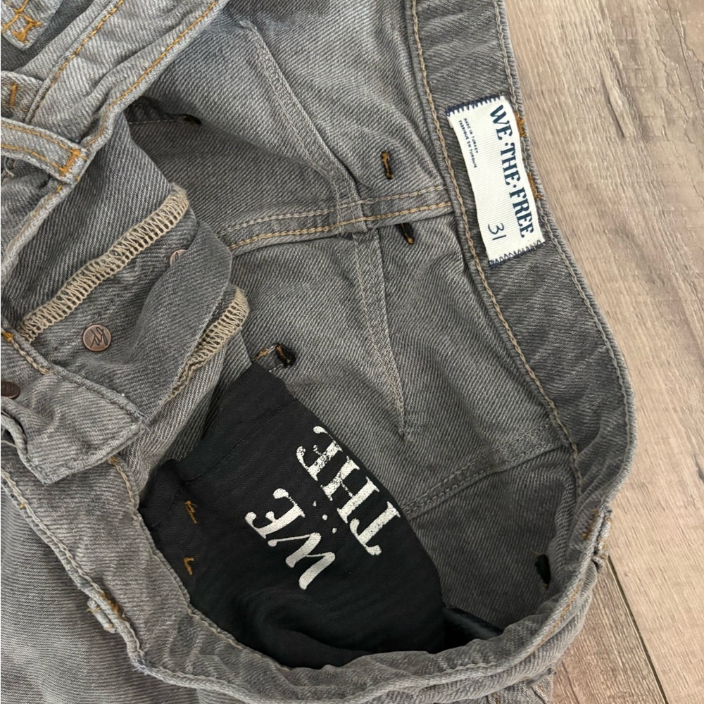 We The Free Washed Gray High-Rise Barrel Jeans - Picture 3 of 4